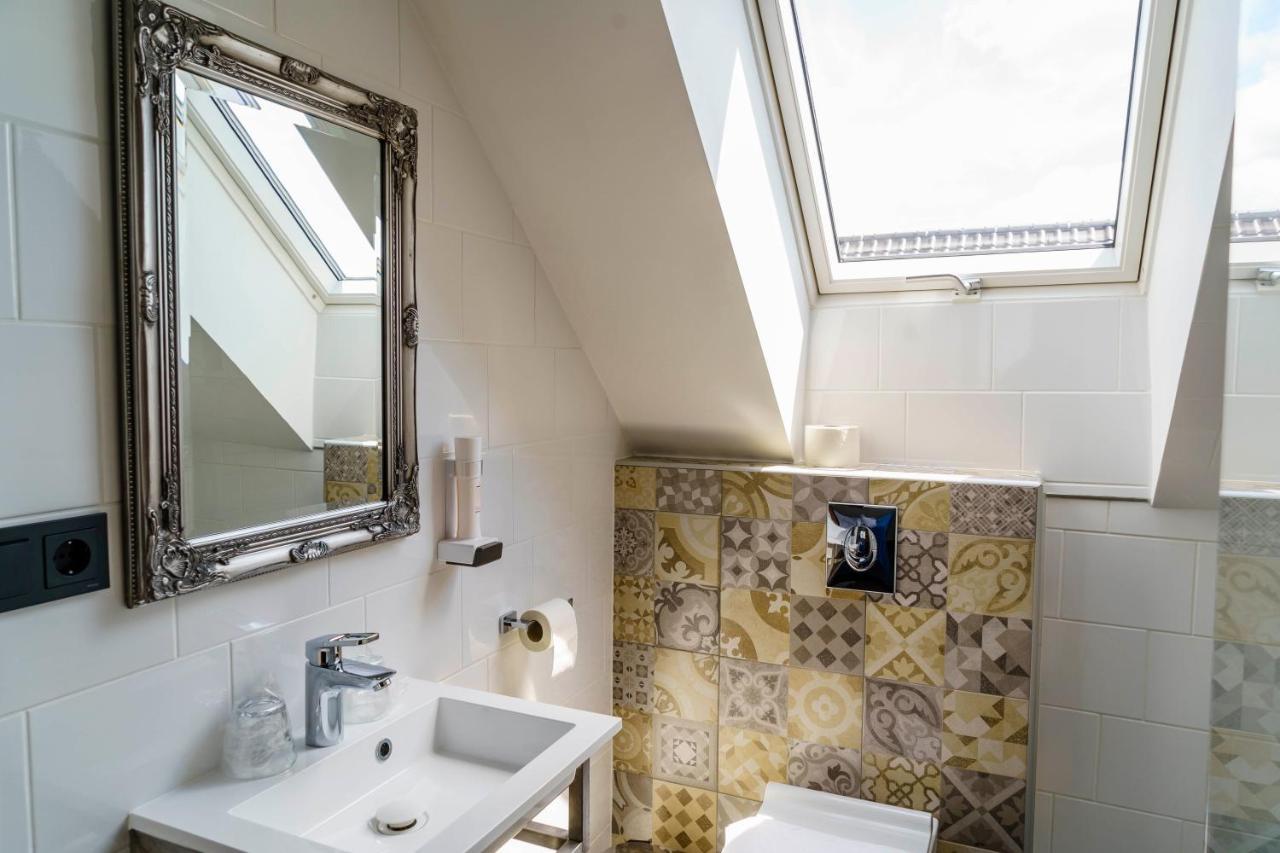 Gyöngyös Dominium Pinceszet Es Panzio Bed & Breakfast エクステリア 写真